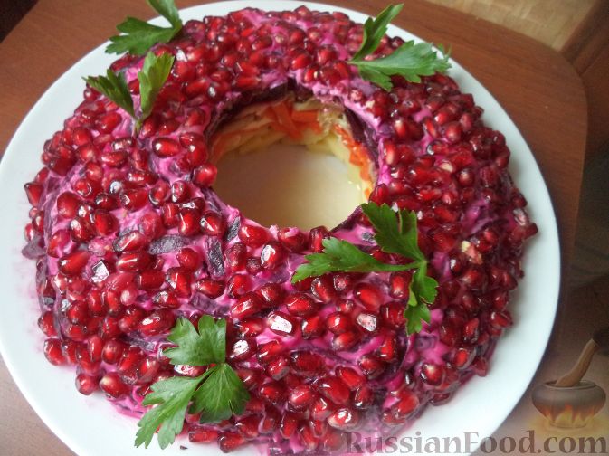 Салат «Гранатовый браслет»: рецепт изысканной новогодней закуски