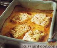 Фото к рецепту: Треска, запеченная в сырном соусе