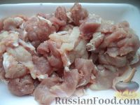 Фото приготовления рецепта: Мясо по-строгановски с грибами - шаг №3