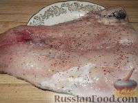 Фото приготовления рецепта: Толстолобик, запеченный по-домашнему - шаг №2