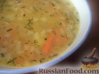 Фото к рецепту: Гороховый суп с малосольными огурцами