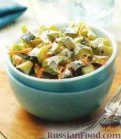 Фото к рецепту: Салат из сельдерея, огурца и моркови