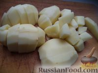 Фото приготовления рецепта: Сырный суп с шампиньонами и сухариками - шаг №1