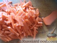 Фото приготовления рецепта: Яблочно-морковный сок - шаг №2