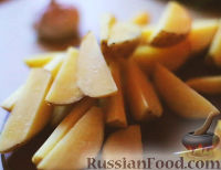 Фото приготовления рецепта: Картофель по-деревенски - шаг №3