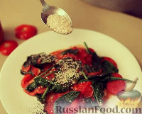 Фото приготовления рецепта: Шпинат с помидорами - шаг №6