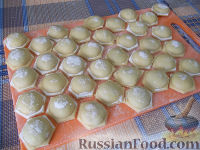 Фото приготовления рецепта: Сибирские пельмени - шаг №12