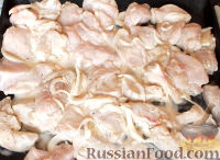 Фото приготовления рецепта: Маринованная куриная грудка, запеченная в духовке - шаг №7
