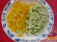 Фото приготовления рецепта: Рис с овощами и копченой индейкой - шаг №1