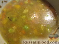 Фото приготовления рецепта: Рис с овощами и копченой индейкой - шаг №6
