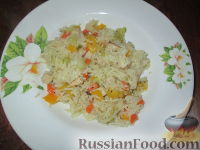 Фото приготовления рецепта: Рис с овощами и копченой индейкой - шаг №8