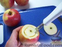 Фото приготовления рецепта: Запеченные яблоки с творогом и персиками - шаг №1