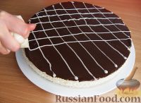 Фото приготовления рецепта: Красивый торт из вафель со сгущенкой - шаг №2