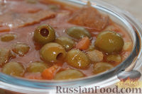 Фото к рецепту: Оливковый красный суп
