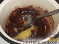 Фото приготовления рецепта: Шоколадная глазурь для всех тортов - шаг №4
