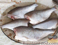 Фото приготовления рецепта: Речная рыба жареная - шаг №1