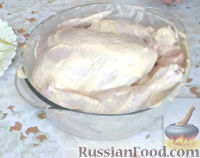 Фото приготовления рецепта: Курица, запеченная под чесночно-горчичным соусом - шаг №5