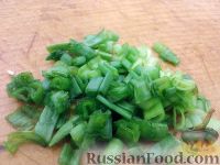 Фото приготовления рецепта: Салат из курицы с красной фасолью - шаг №11