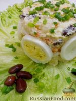 Фото к рецепту: Салат из курицы с красной фасолью