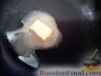 Фото приготовления рецепта: Шампиньоны, фаршированные сыром и орехами - шаг №5