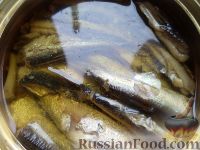Фото приготовления рецепта: Сборный винегрет с консервированной рыбой - шаг №8
