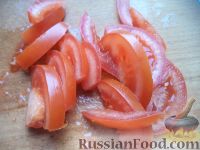Фото приготовления рецепта: Салат из печени трески с овощами - шаг №6
