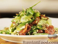 Фото к рецепту: Салат с авокадо и вялеными томатами