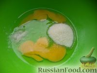 Фото приготовления рецепта: Суп из консервированной скумбрии с картофелем и рисом - шаг №9