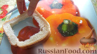 Фото приготовления рецепта: Горячие тосты с грибами и яйцом - шаг №2
