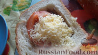 Фото приготовления рецепта: Горячие тосты с грибами и яйцом - шаг №4