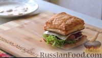 Фото к рецепту: Слоёный сэндвич