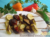 Фото приготовления рецепта: Шашлык из овощей в духовке - шаг №6
