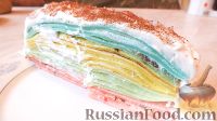 Фото к рецепту: Разноцветные блины (блинный торт)