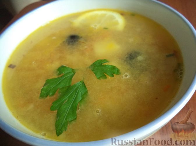 Простой суп из красной чечевицы с овощами