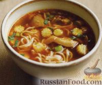 Фото к рецепту: Тайский суп с рисовой лапшой
