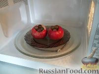 Фото приготовления рецепта: Запеченные яблоки с орехами и виноградом - шаг №7