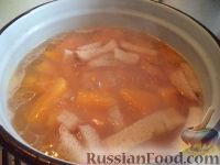Фото приготовления рецепта: Суп-пюре тыквенный с картофелем - шаг №7
