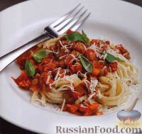 Фото к рецепту: Спагетти с томатным соусом