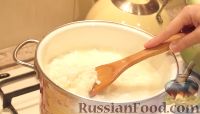 Фото приготовления рецепта: Домашний экспресс-творог из кефира и молока - шаг №2
