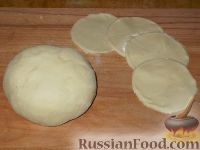 Фото к рецепту: Заварное тесто для вареников