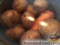 Фото приготовления рецепта: Салат из картофеля и кальмаров - шаг №1
