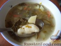 Фото к рецепту: Щавелевый суп с клецками