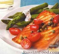 Фото к рецепту: Жареный лосось с помидорами и каперсами