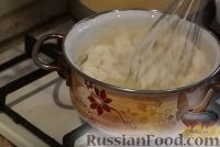Фото приготовления рецепта: Профитроли (заварные пирожные) с вареной сгущенкой - шаг №2